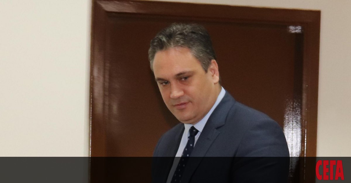 Преди да замине като генерален консул във Валенсия, Пламен Георгиев