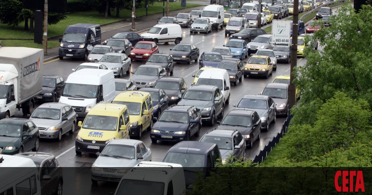 Застрахователни компании предупредиха, че предстои поредно поскъпване на задължителната застраховка Гражданска