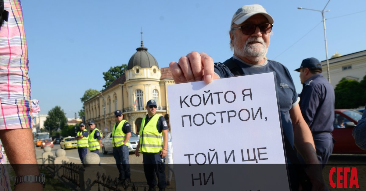 България отложи търга за избиране на строител на АЕЦ Белене заради