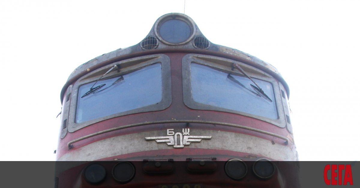 Директорите на БДЖ са забранили на служителите да контактуват с