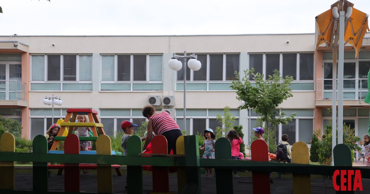 Priemt Na Deca S Hronichni Zabolyavaniya V Detskite Gradini Se Zatyaga Sega