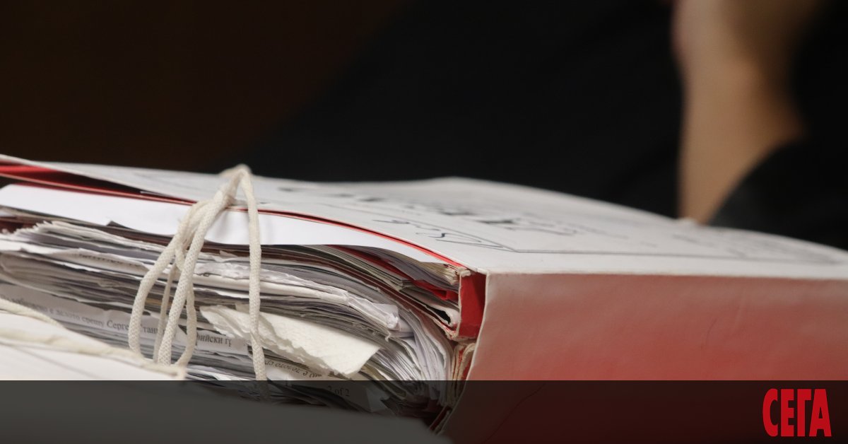 На фона на дългове от 4 млрд. лв. Националната електрическа