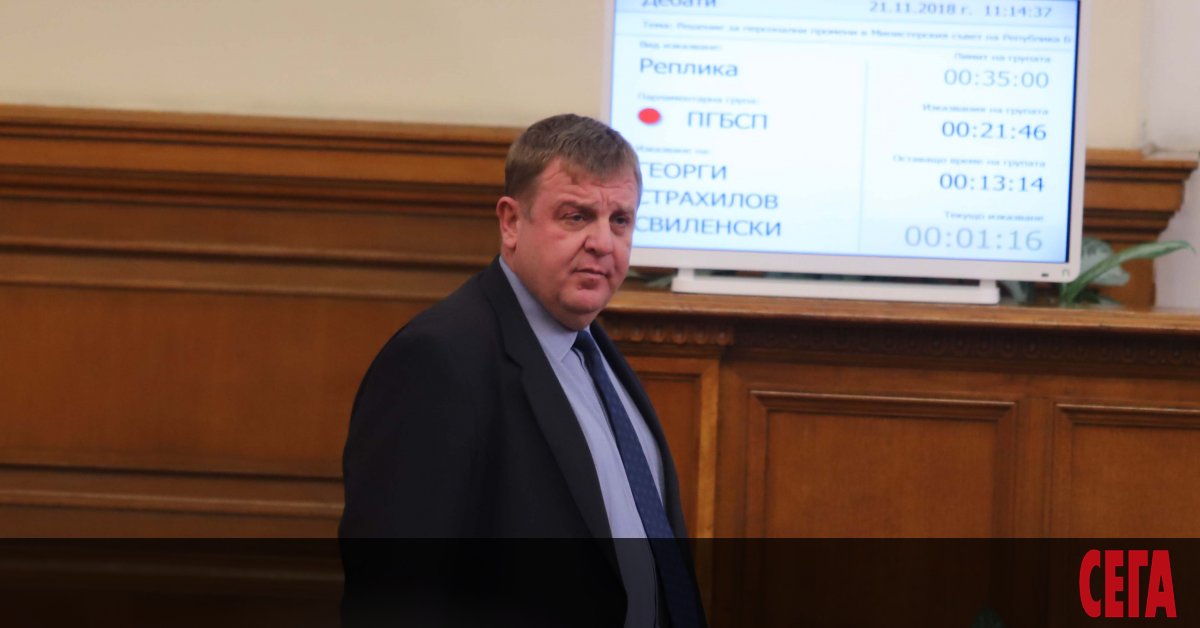 Вицепремиерът и военен министър Красимир Каракачанов продължава да поставя под