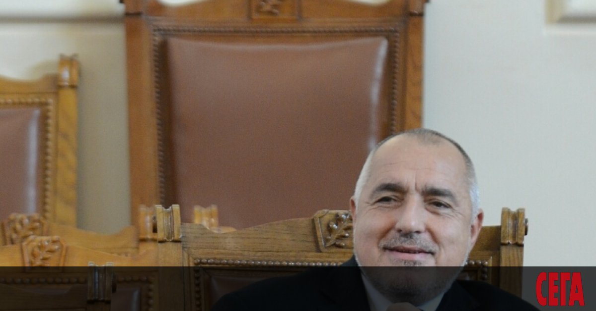 През лятото на 2020 г. президентът Румен Радев нанесе здраво