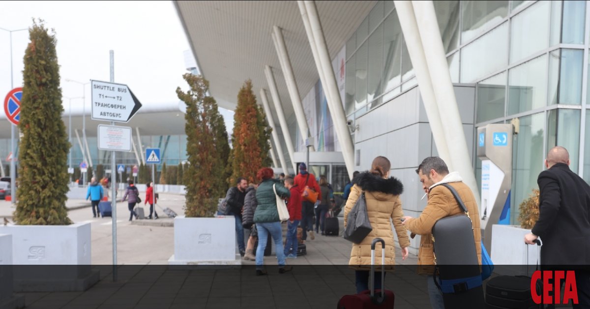 Близо 2 млн. души са емигриралите българи по данни на