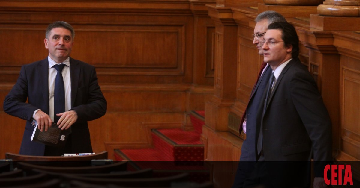 Партиите са знаели, че взимат повече от полагащата им се