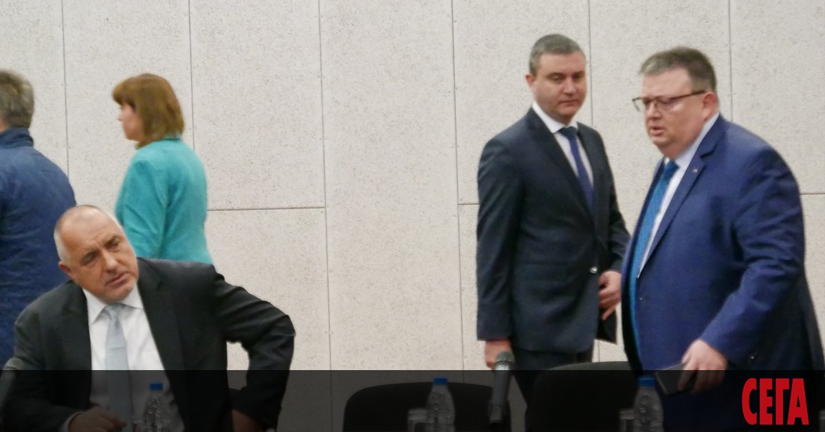 Гл. прокурор Сотир Цацаров бе замесен в скандал с непълна информация