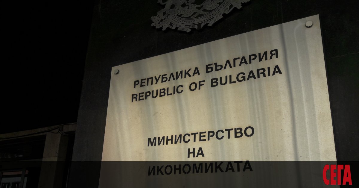 Производителите на оръжия, боеприпаси, взривове и пиротехника в България вече
