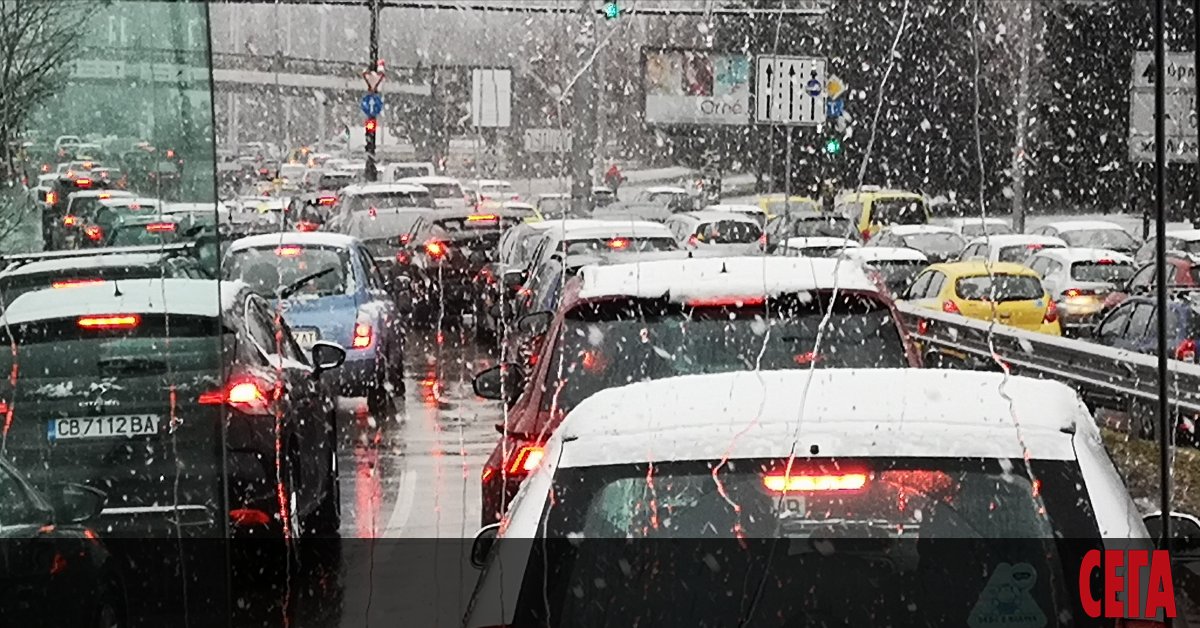 Над 500 страници предизборни обещания предложиха кандидатите за кмет на