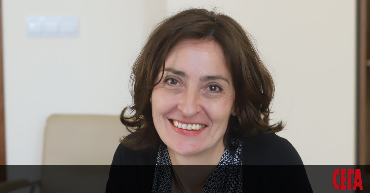 - Г-жо Ачкова, проектът за нов устройствен план (ПУП) на