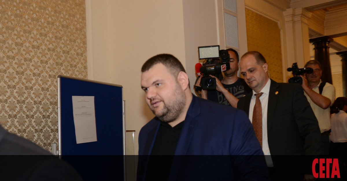 ДПС стартира отрано кампанията си за предстоящите местни избори наесен.