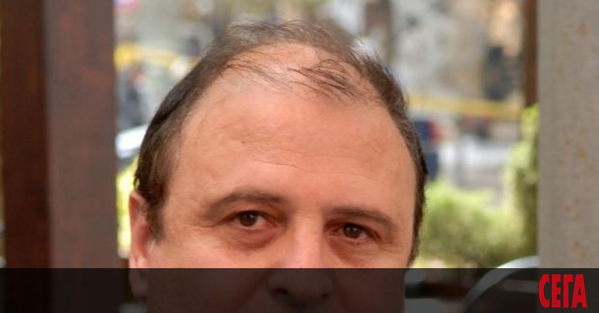  Проф. Николай Радулов е бивш секретар на МВР (1997-1998) и