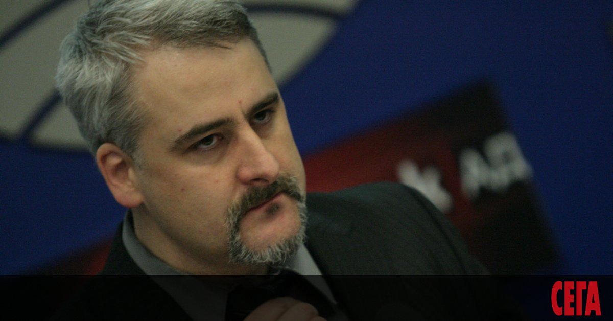 Народното събрание и антикорупционната комисия (КПКОНПИ) са непрозрачни и спъват