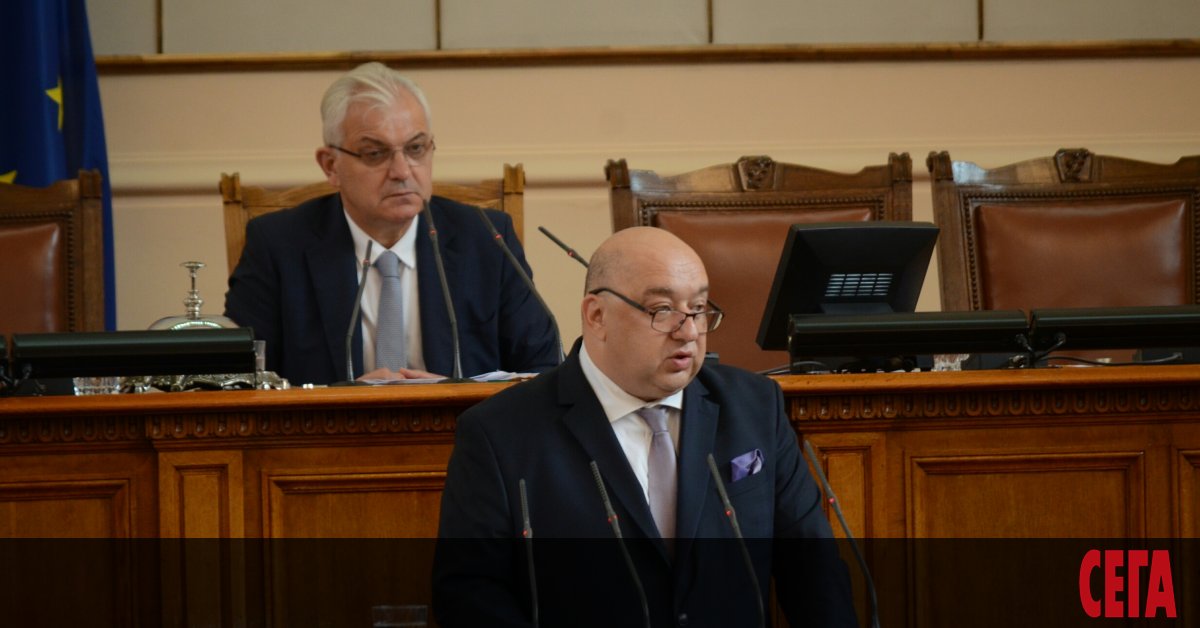 Спортният министър Красен Кралев очаква българските спортисти да спечелят 55-57