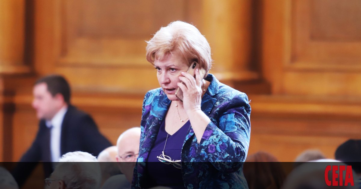 Управляващите продължават да използват закона за извънредното положение, за да