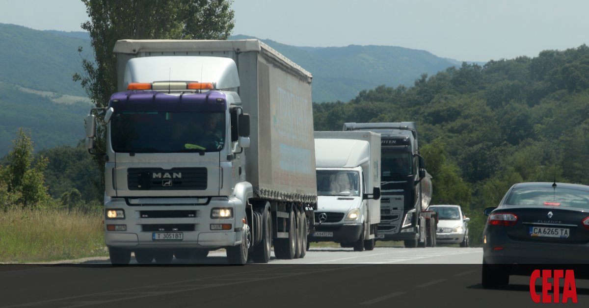 Очакваните от дълго време тарифи за тол таксата, която тежките