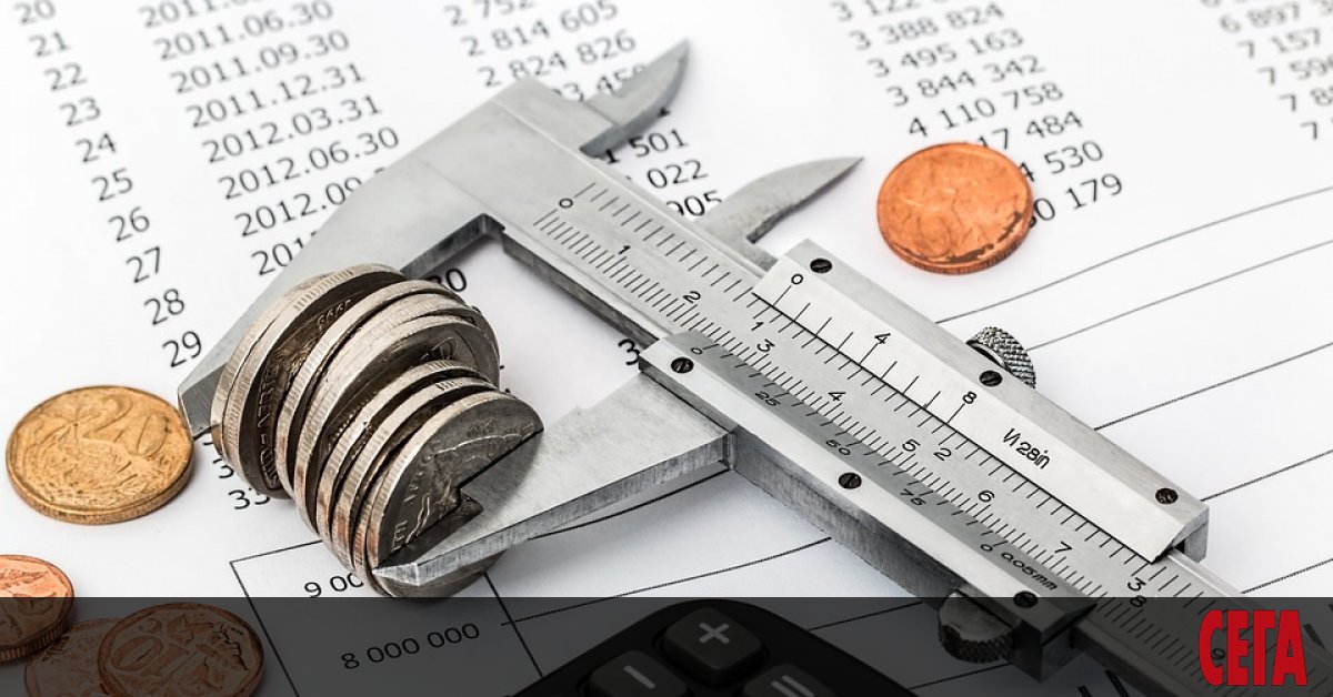 След като в края на май бюджетният излишък достигна 3