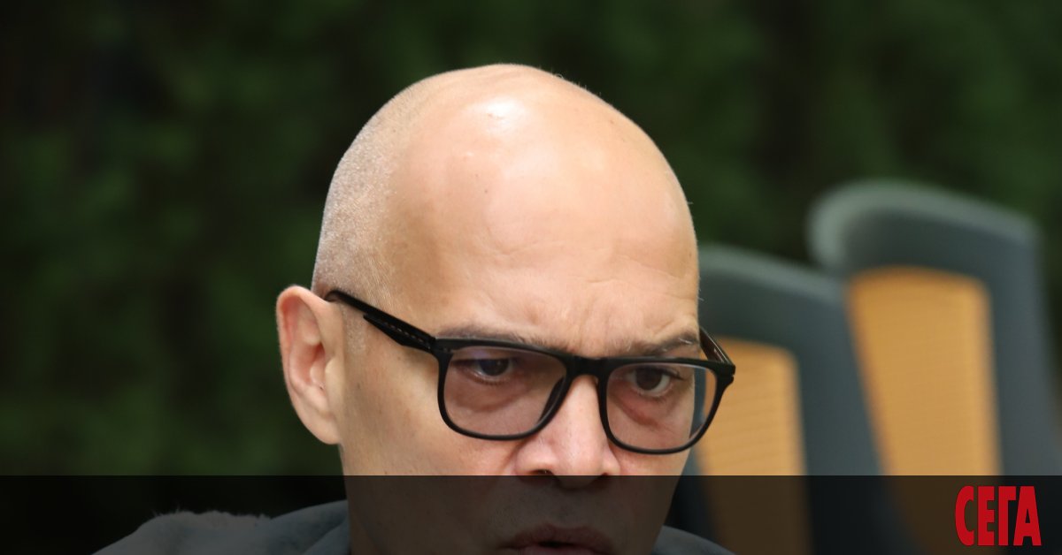 - Прокуратурата обвини трима души от Тад груп за хакерската