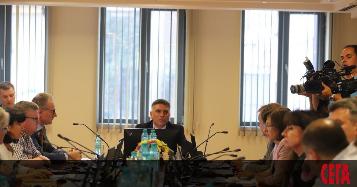 На избори - като на избори. За обикновения избирател -