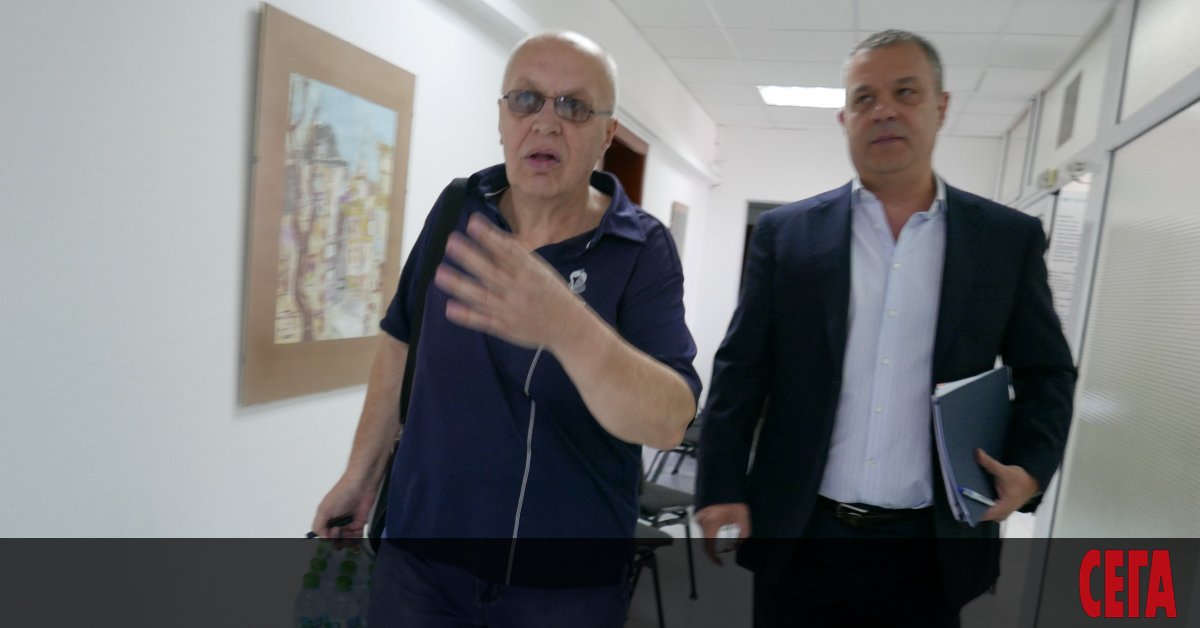 Новият генерален директор на БНТ Емил Кошлуков дойде на поста