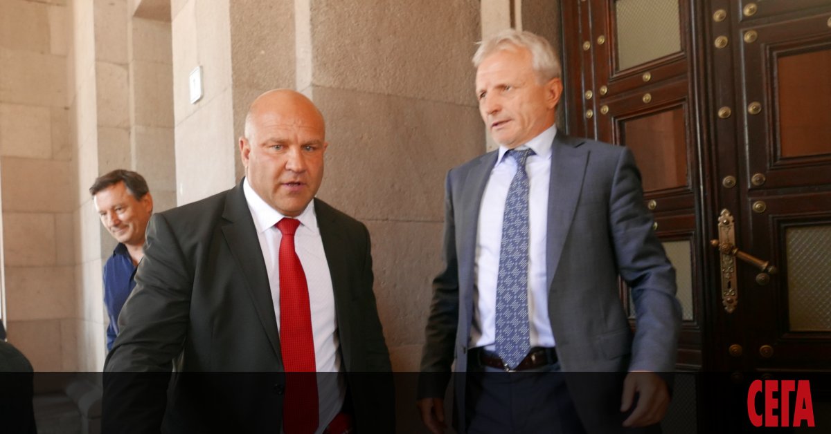 Люпко Петрович повече няма да работи в ЦСКА-София, дори и