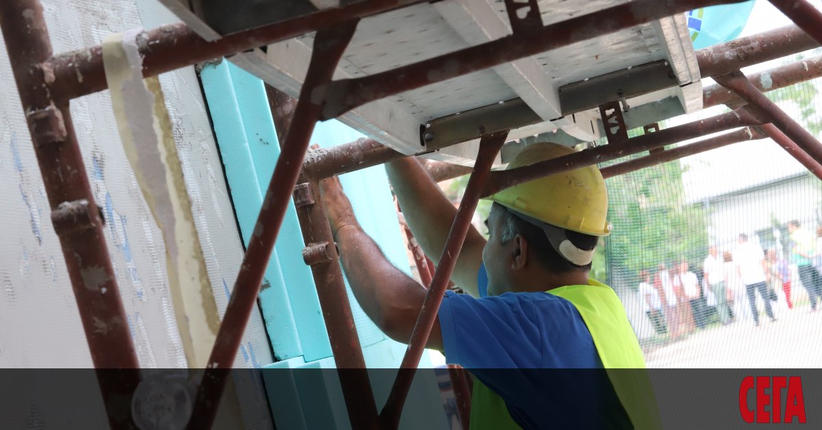 И следващата мащабна програма за саниране на блокове ще е