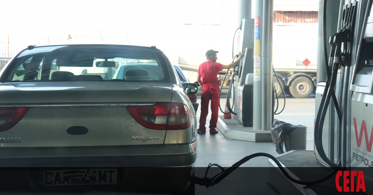 Цената на петрола в последните дни е рекордно ниска, но