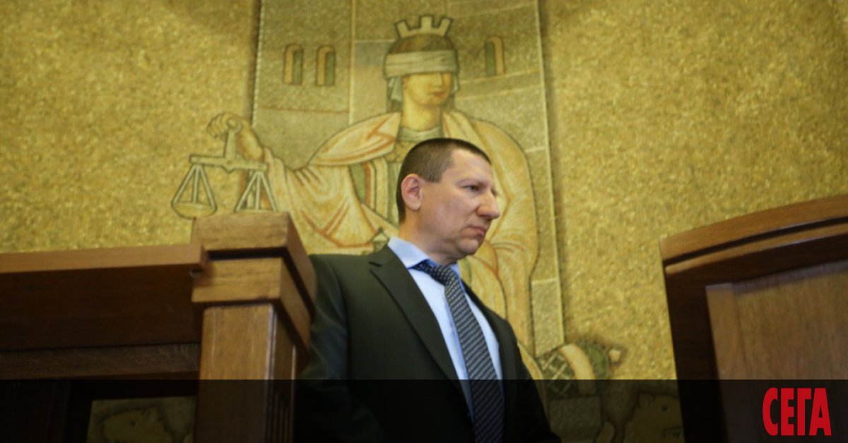 Новината за приключилата безпроблемно проверка на имотното състояние на 21-годишния