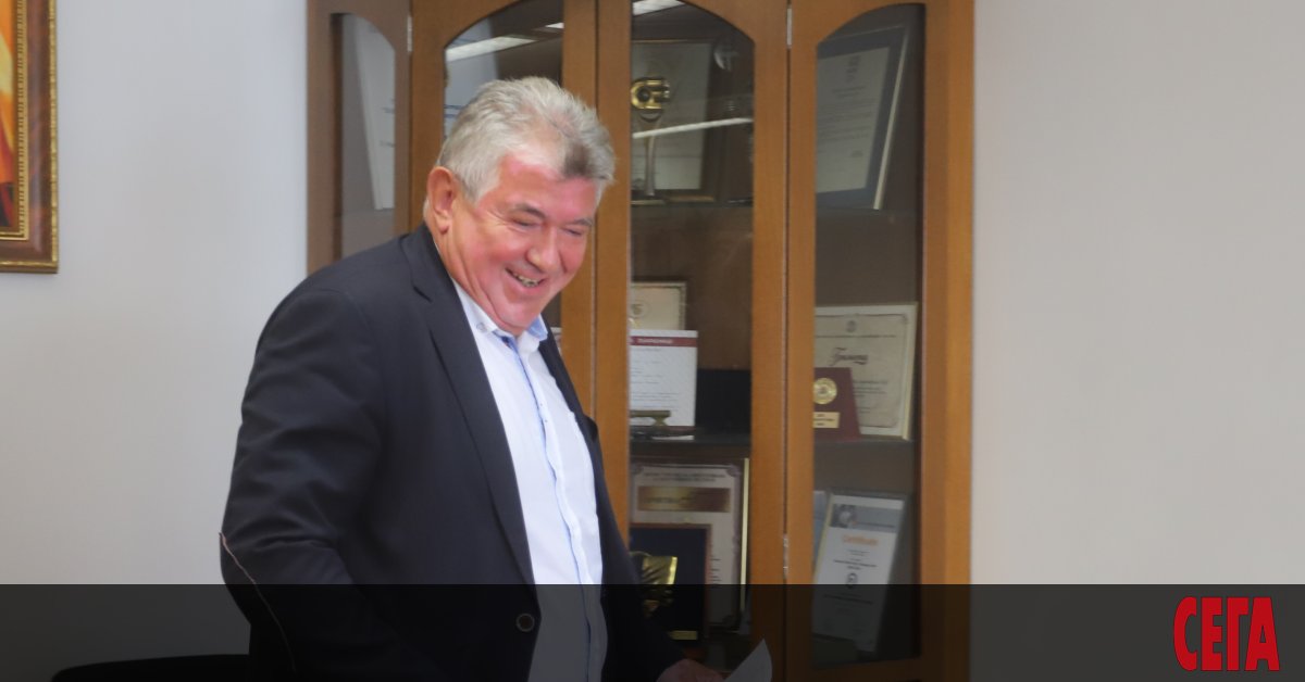 Свободният пазар на ток е манипулиран. Макар да има формално