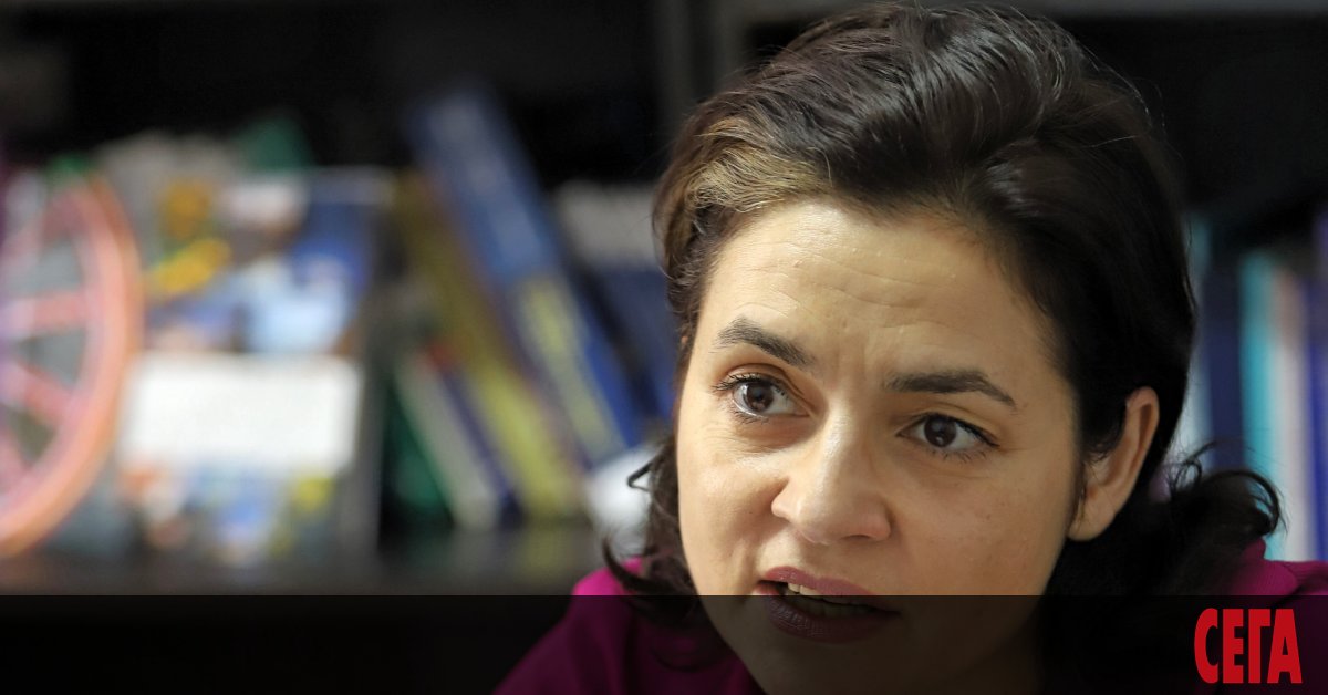 - Единственият кандидат за нов главен прокурор Иван Гешев вече