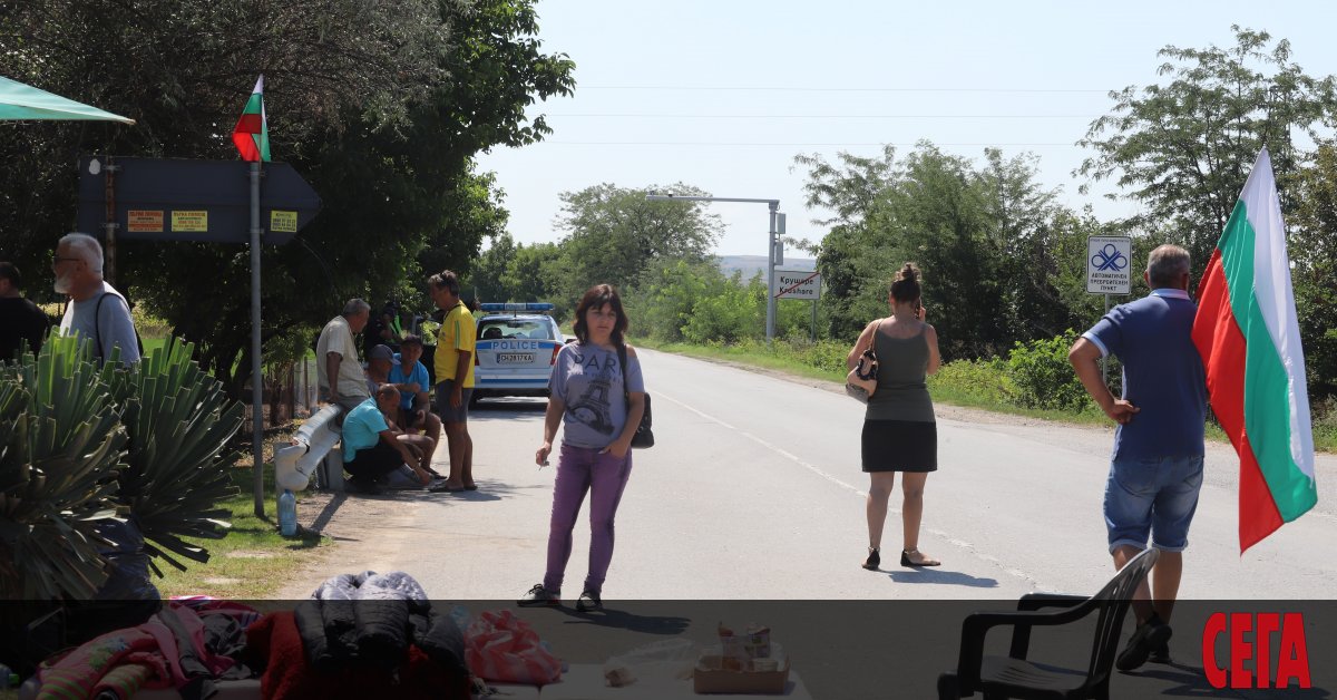 Изпълнителната власт заплаши с глоби кметовете, които обявиха, че няма