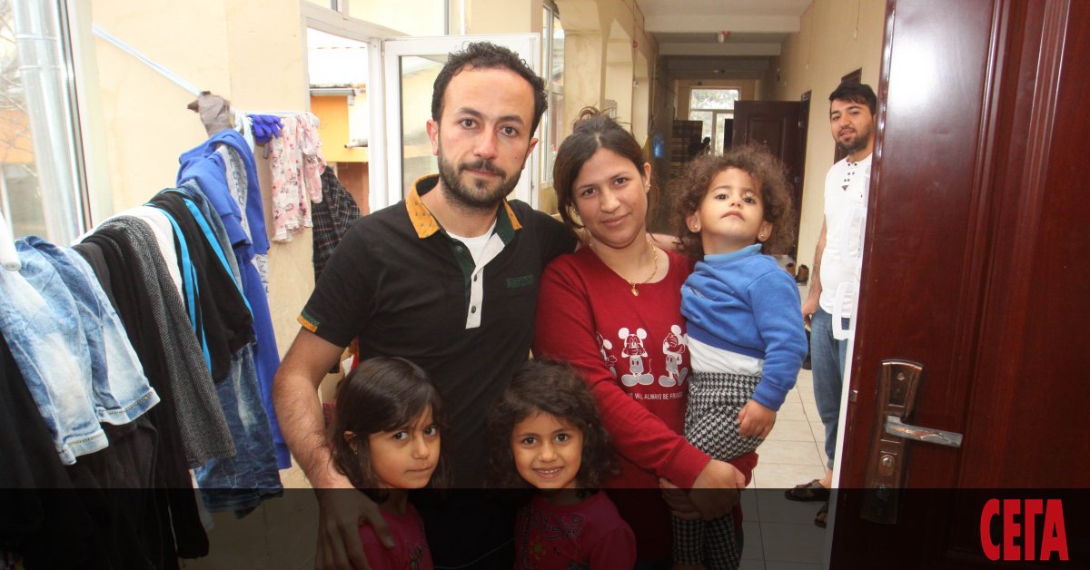 От март 2016 г. досега ЕС е върнал 11 500