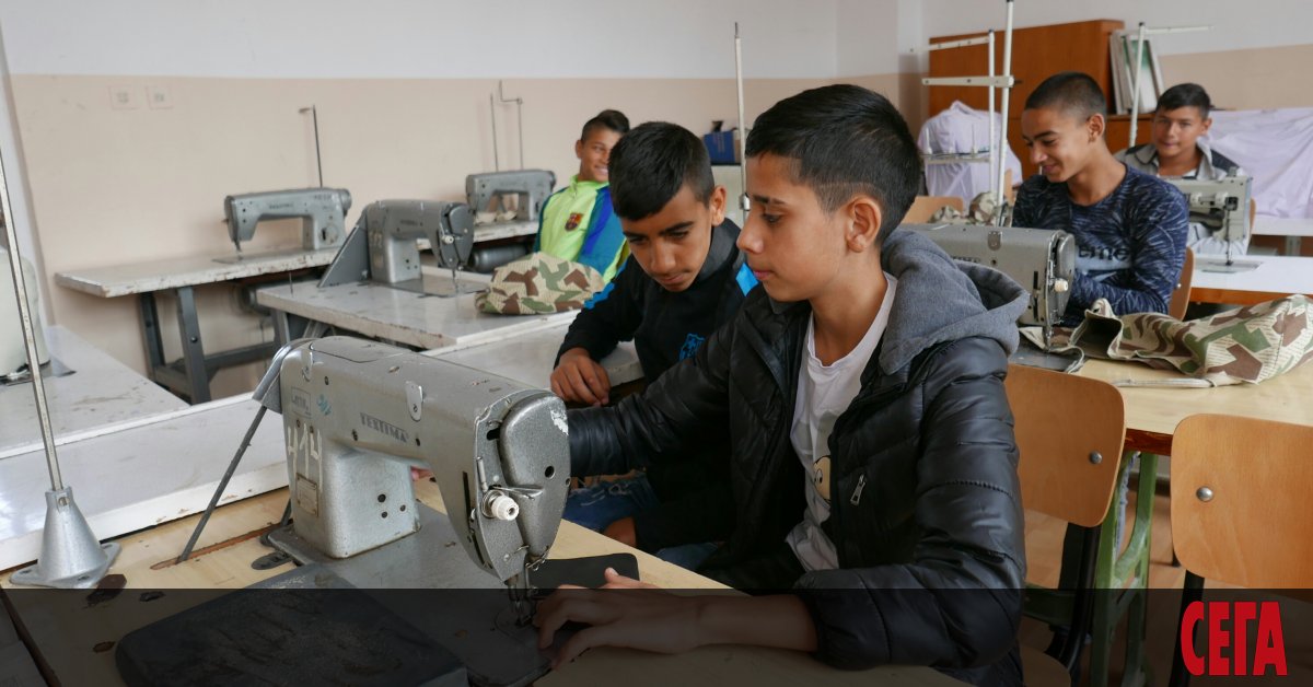 Много се изписа за връщането на отпадналите ученици в клас.