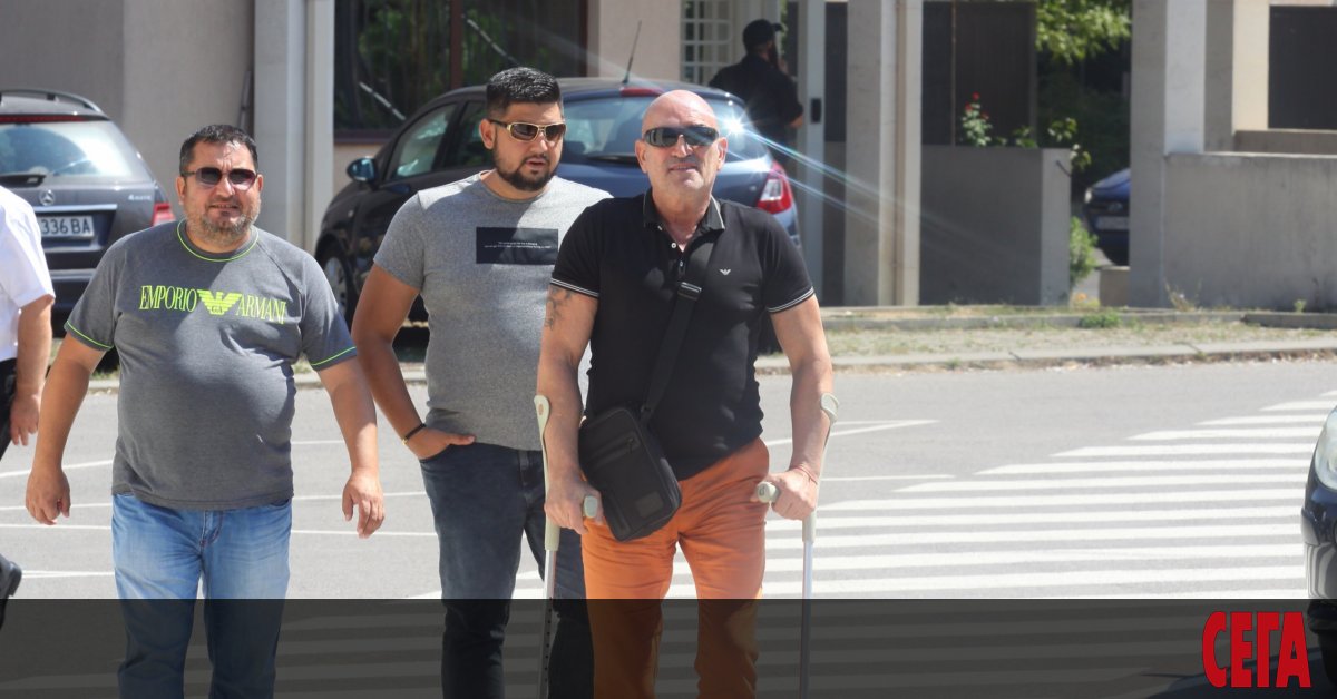 Повече от 8 месеца се оказаха недостатъчен срок за председателя