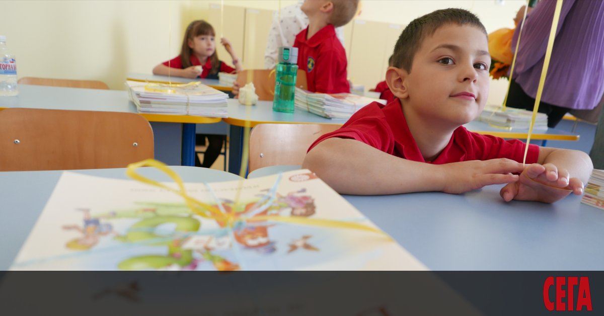 Проблеми от различно естество белязаха първия ден от електронното подаване