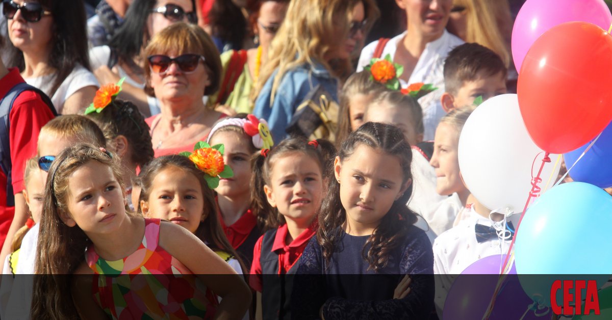 След години очакване приемът на документи за прием в първи
