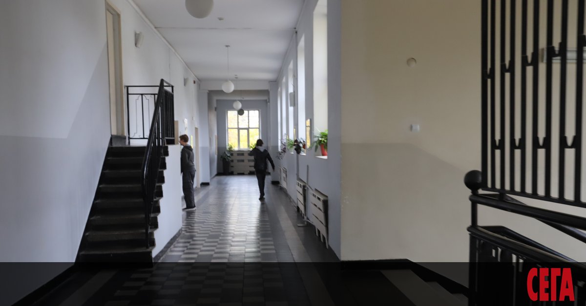 5 са за момента училищата в страната, които са преминали