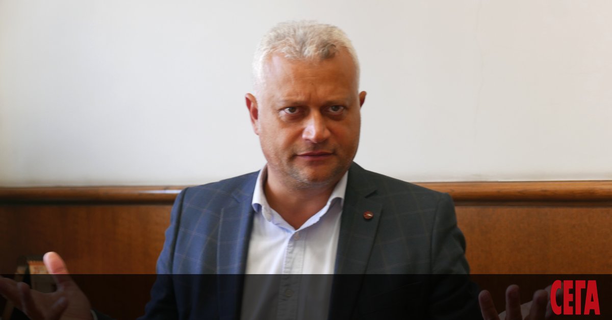 Съдията от Софийския градски съд (СГС) Емил Дечев беше временно