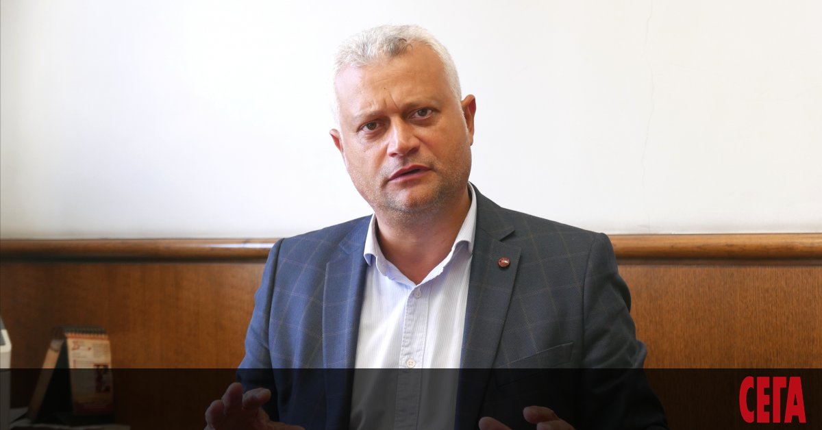 - Съдия Дечев, ви сте един от над 300 съдии, подписали