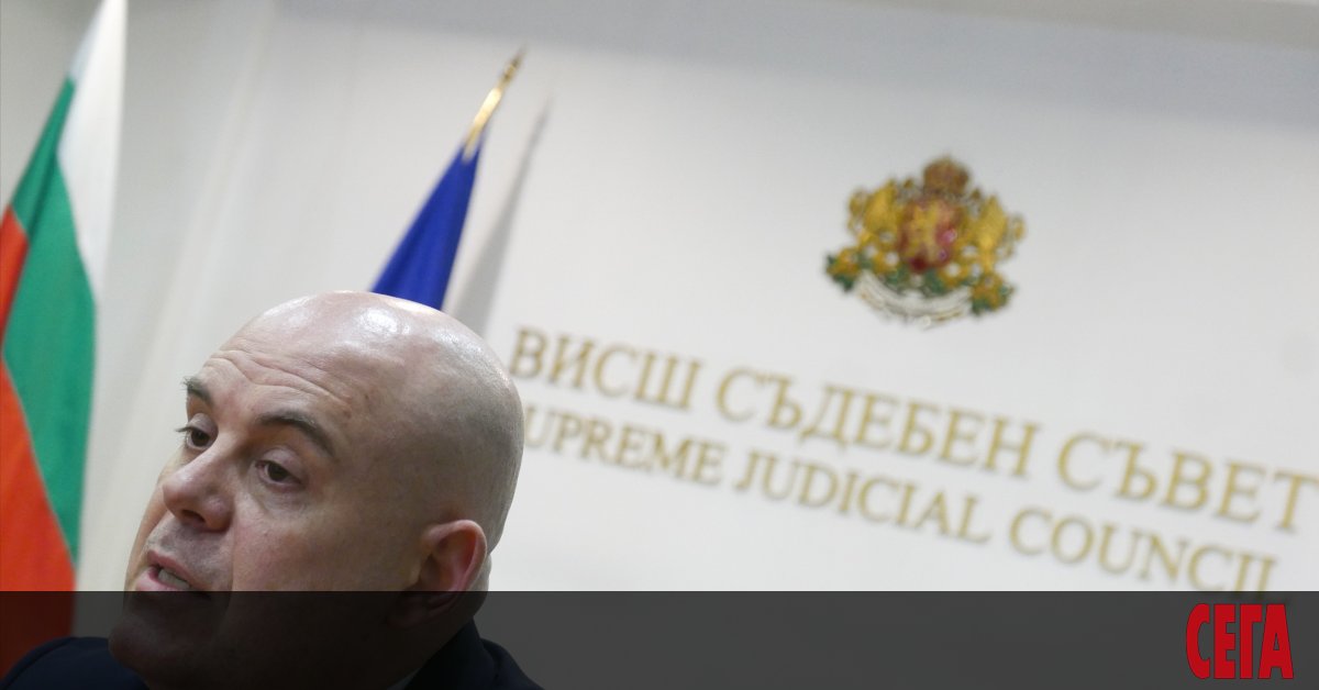 След като Висшият съдебен съвет не даде признаци, че е