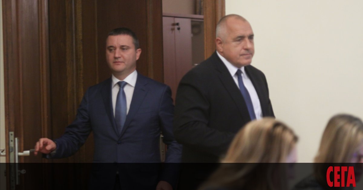 Чалготеките и баровете се оказаха най-мили на българския министър-председател. Не