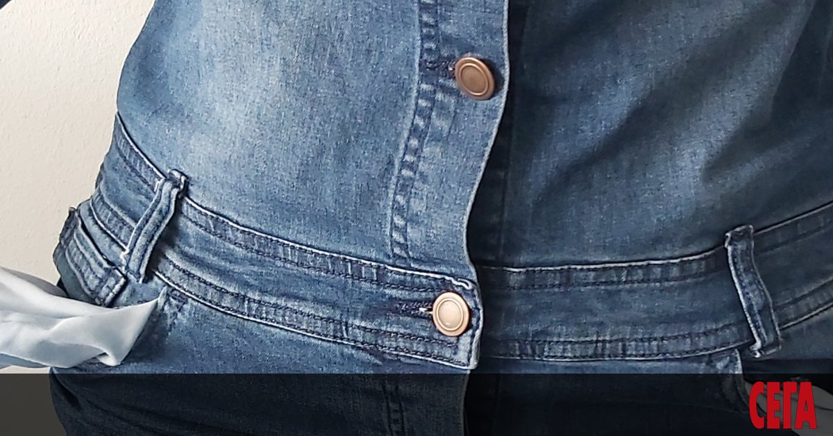 Няма бели и черни българи, разбира се. Това е термин,