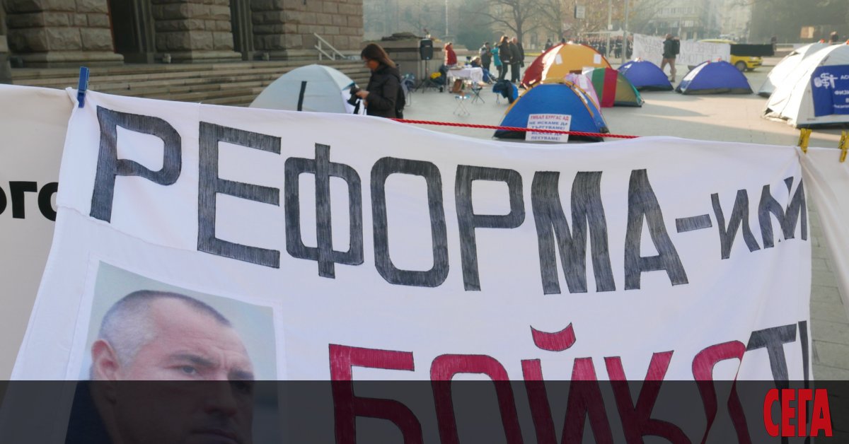 Днес представителите на протестиращите медицински сестри ще подадат сигнали за нарушения