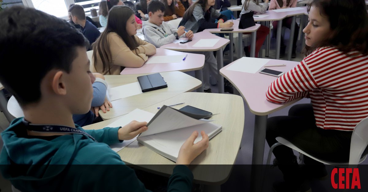 Повече часове по математика за учениците в V, VI и