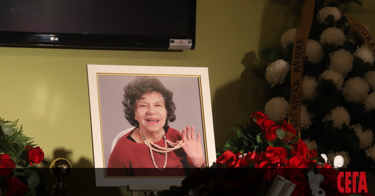 Стоянка е жива. Стоянка е театърът. Стоянка е жизнелюбието и