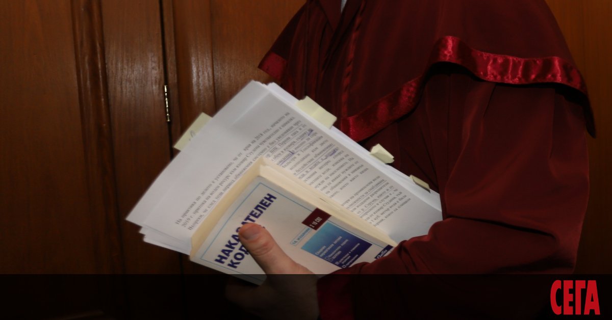 Прокуратурата първо съобщи, а после отрече, че събира данните на