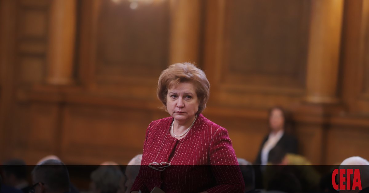 Днес бюджетната комисия в парламента прие на първо четене проекта