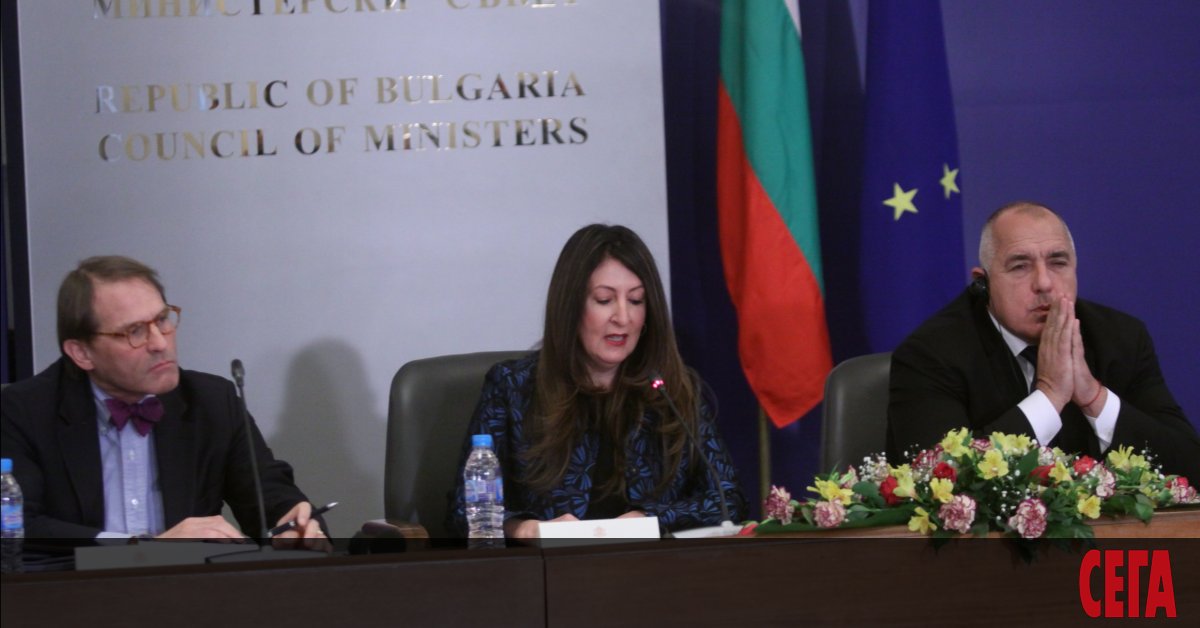 Хубаво е да събираш полезен опит от успелите. Така сигурно