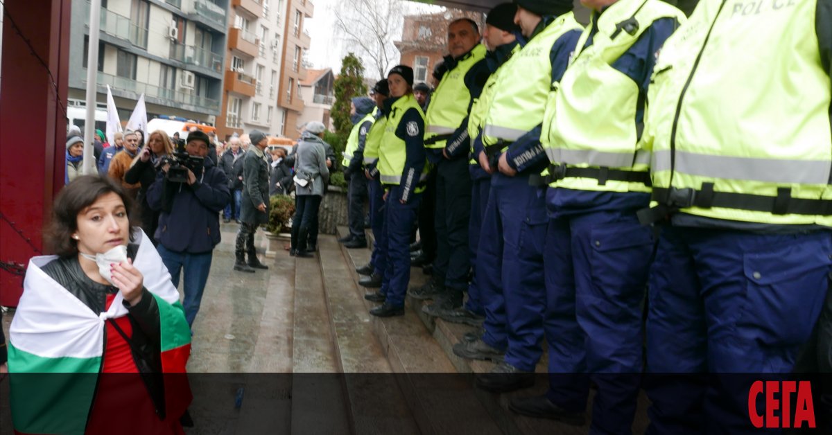 Хрониката на протестите в България през най-новата ни история е надлежно
