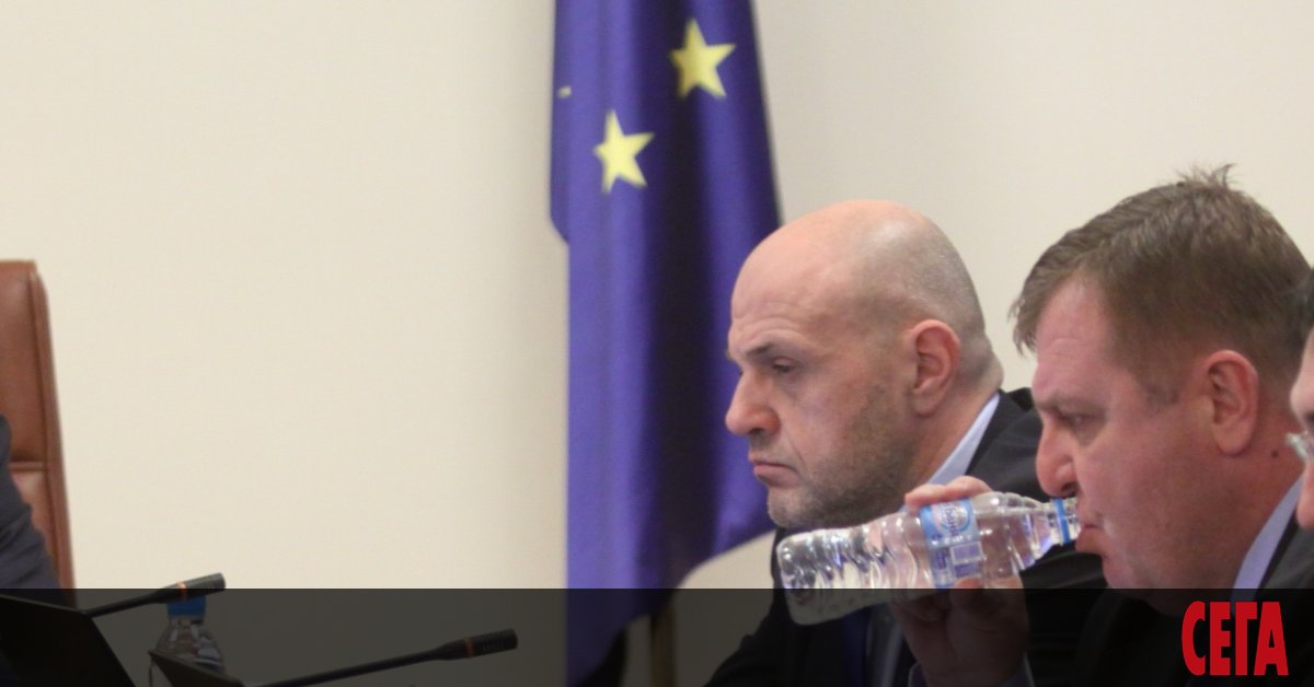 Бъдещият 13,5 км. водопровод от Мало Бучино до Перник, по